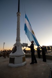 Vidal: “Hoy la historia nos toca la puerta y nos pide patriotismo”