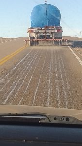 Temporada Invernal: concretan riego con líquido antihielo en rutas de Santa Cruz