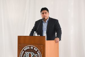 Desde el cambio de paradigma hasta la reactivación económica: el camino de Claudio Vidal en Santa Cruz