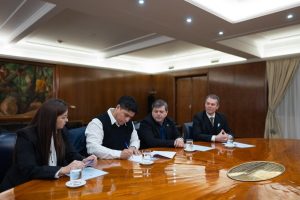 Desde el cambio de paradigma hasta la reactivación económica: el camino de Claudio Vidal en Santa Cruz