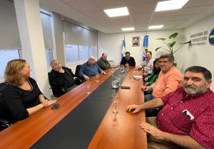 Producción recibió al sector privado para seguir trabajando sobre la creación de Santa Cruz Puede S.A.U.