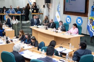 Histórico en Santa Cruz: Vidal celebró la derogación de la ley de lemas