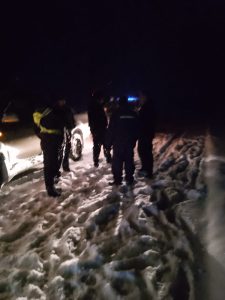 Exitoso rescate de siete efectivos de la Policía varados en la nieve gracias al esfuerzo conjunto