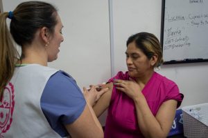 El Zumalacarregui se vistió de celeste y blanco