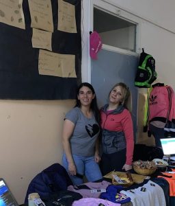 La EPJA N°15 realizó una nueva edición de la Expo Emprendedores