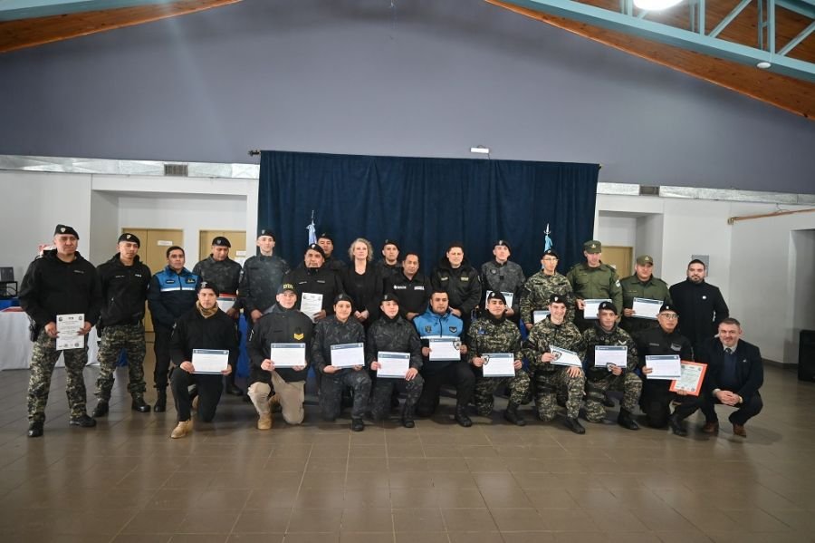 Finalizó el II Curso Interprovincial Guía De Canes Especializados En Detectores De Narcóticos