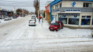 Lotería de Santa Cruz sortea un auto y libera el pozo acumulado