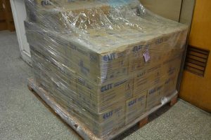 El Gobierno de Santa Cruz refuerza la distribución de insumos médicos y esenciales en toda la provincia