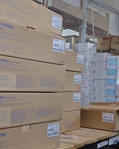 El Gobierno de Santa Cruz refuerza la distribución de insumos médicos y esenciales en toda la provincia