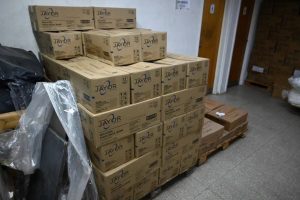 El Gobierno de Santa Cruz refuerza la distribución de insumos médicos y esenciales en toda la provincia
