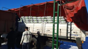 Emergencia climática: El Gobierno Provincial distribuye forraje para el ganado de Santa Cruz