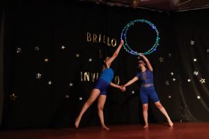 Las bailarinas de la Escuela Provincial de Danzas protagonizaron en “Brillos de Invierno"