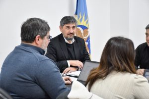 El Gobierno de Santa Cruz y los gremios docentes acordaron una nueva paritaria