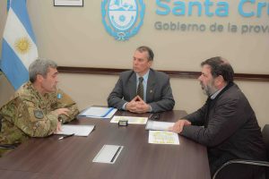 El Gobierno formalizó el acuerdo de asistencia al Ejército Argentino en el marco del COE