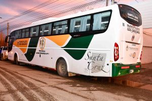 Llegaron colectivos de la Escuela Agropecuaria N°1 para ser reparados en la ciudad capital