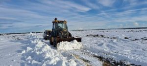 Vialidad Provincial realizó la apertura del camino hacia las Estancias La Mayona y Las Perdices