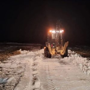 Vialidad Provincial realizó la apertura del camino hacia las Estancias La Mayona y Las Perdices