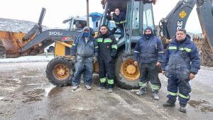 Conocé a Daiana: es maquinista de Vialidad Provincial y trabaja en el operativo invernal en Santa Cruz