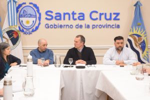 El Gobierno de Santa Cruz mantuvo una reunión de trabajo con representantes de Centros de Jubilados