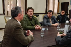 Autoridades Provinciales se reunieron con representantes de la Federación de Estibadores Portuarios