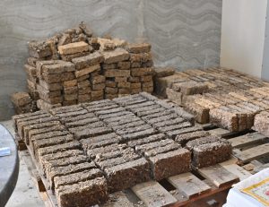 Autoridades de Ambiente entregaron kits sustentables en Piedra Buena