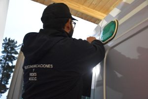 Avanzan las tareas de mantenimiento de equipos y antenas en hospitales de Santa Cruz