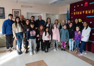 Vidal en Fuentes del Coyle: "Poner en marcha esta escuela tiene mucho valor"