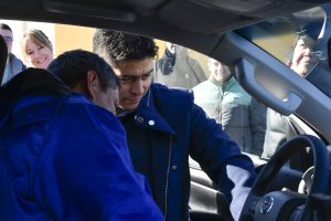 Vidal encabezó acto de entrega de ambulancias, ecógrafos y autobomba para localidades de Santa Cruz