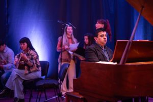 A sala llena y con emotivo homenaje a Hugo Giménez Agüero finalizó el ciclo “Pianistas del Sur”