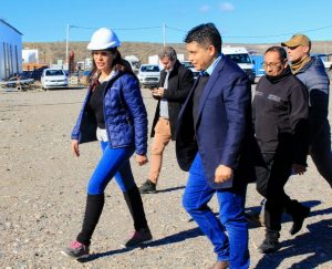 Obra histórica: Vidal encabezó el acto de reapertura de trabajos en Perito Moreno