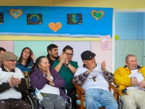 Residentes del Zumalacarregui presentes en la promesa de los Ecoguardianes