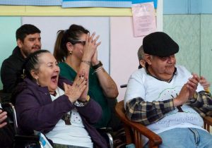 Residentes del Zumalacarregui presentes en la promesa de los Ecoguardianes