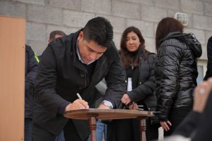 Vidal: “Hoy comenzamos a cumplir con un resarcimiento histórico para las comunidades de Jaramillo y Fitz Roy”