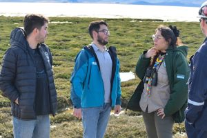 El Gobierno de Santa Cruz refuerza el control ambiental tras incidente en Punta Loyola