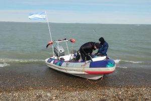 El Gobierno de Santa Cruz refuerza el control ambiental tras incidente en Punta Loyola