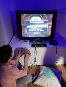 El Museo de Arte Eduardo Minnicelli inauguró la Muestra "Juegos y Juguetes –Va de Retro”