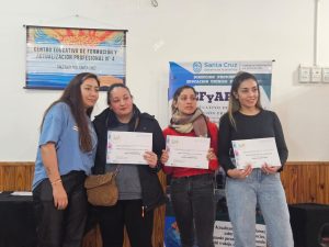Educación entregó más de 150 certificados de formación profesional en Caleta Olivia