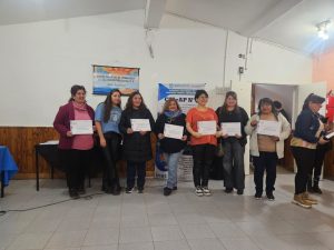 Educación entregó más de 150 certificados de formación profesional en Caleta Olivia