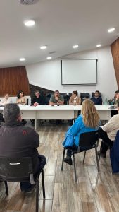 Santa Cruz impulsa mesa de trabajo para enfrentar la desregulación del sector turístico