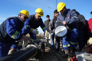 Vidal supervisó la obra de agua para 150 familias del Barrio Hípico de Caleta Olivia