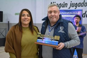 La comunidad de Piedra Buena disfrutó de la primera jornada del Mercado de Economía Comunitaria