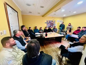 Mesa de trabajo con estancias turísticas y lodge de Pesca: un paso hacia el fortalecimiento del turismo especializado en Santa Cruz