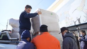 Un Gobierno comprometido con la educación: Vidal entregó calderas en Caleta Olivia