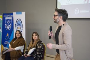 Consejo Consultivo Adolescente: La ministra Cárdenas resaltó el rol ciudadano de los adolescentes santacruceños