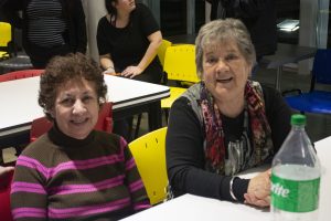 El Centro Recuerdos Compartidos celebró a los adultos Mayores