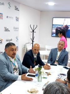 Turismo diagrama la inserción de Santa Cruz en el nuevo circuito nacional