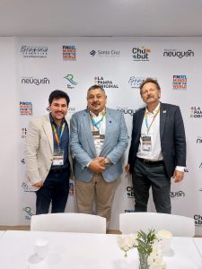 Turismo diagrama la inserción de Santa Cruz en el nuevo circuito nacional