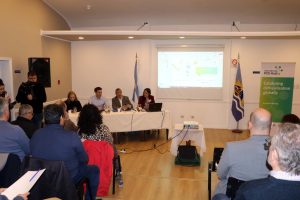 Dictan capacitación sobre producción de hidrógeno y energías renovables