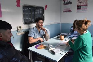 Octubre Rosa: Brindaron charla sobre el cáncer de mama en el CIC del Carmen de Río Gallegos