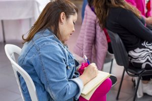 Octubre Rosa: El Ministerio de Desarrollo llevó adelante propuestas de concientización para la comunidad